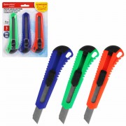 Нож канцелярский 18 мм КОМПЛЕКТ '2 шт. + 1 шт. В ПОДАРОК', фиксатор, блистер, BRAUBERG 'Classic', 238772